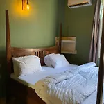 Sumaku Beach House