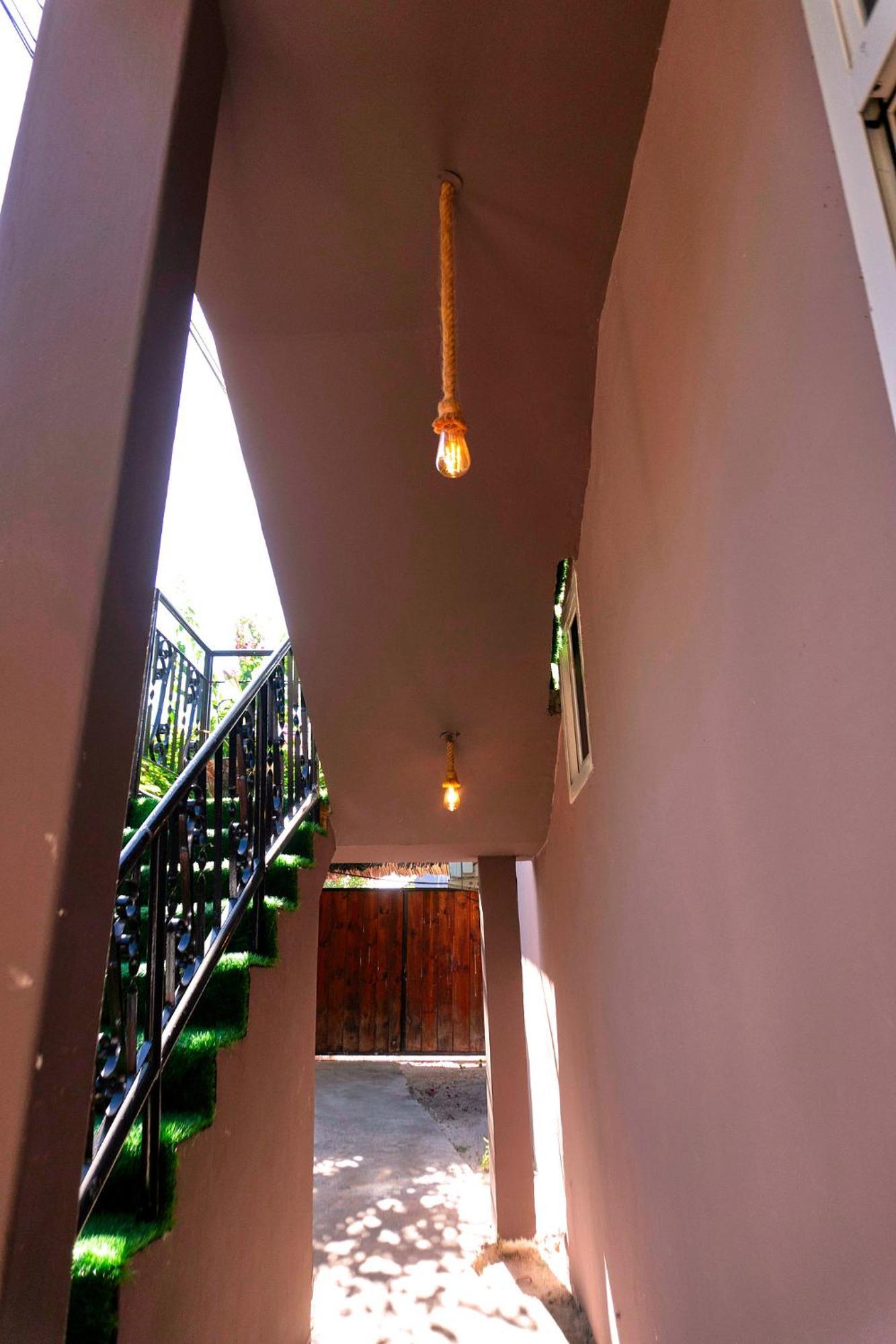 Sumaku House Bed & Breakfast