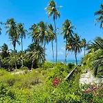 Sumaku Beach House