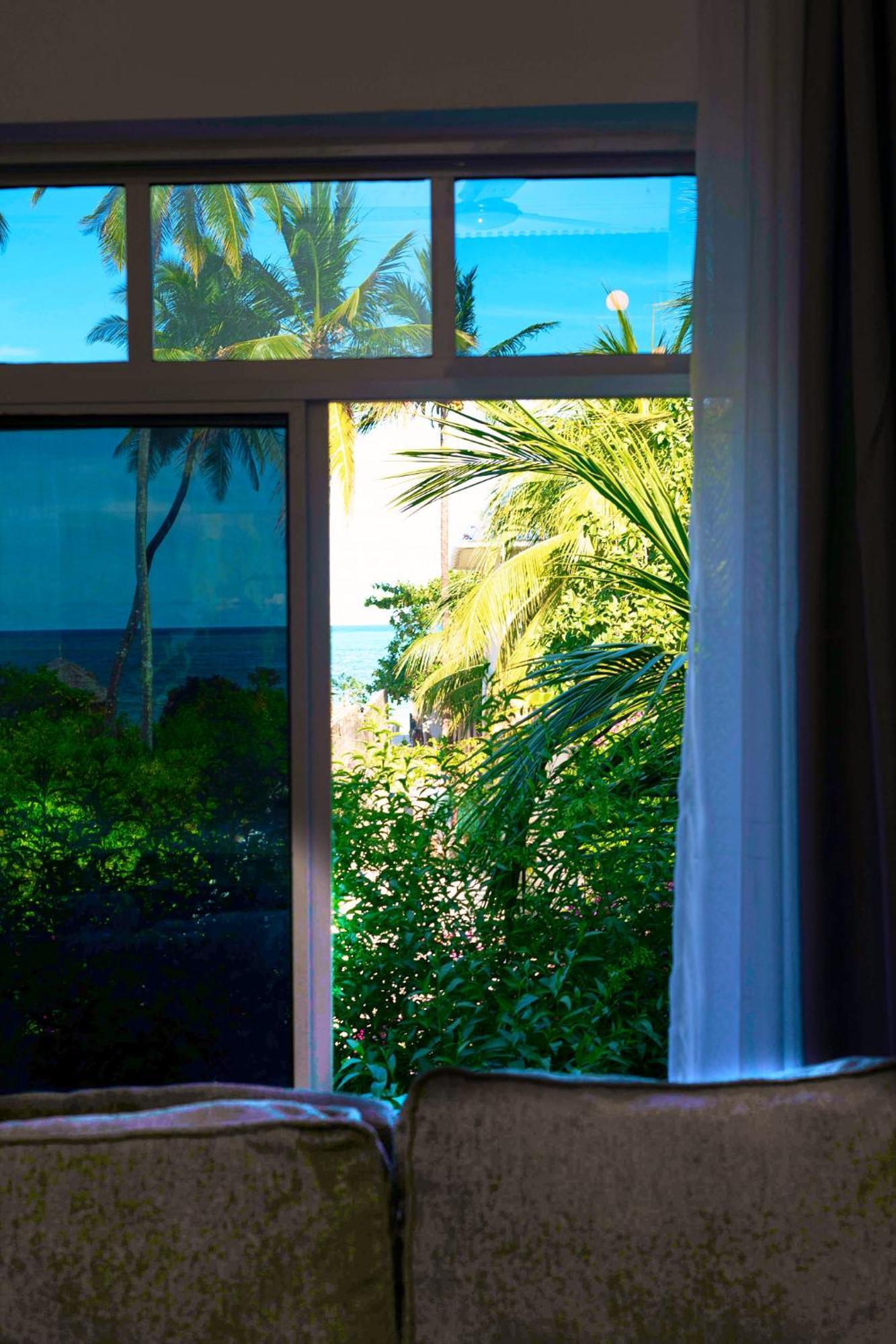 Sumaku House Bed & Breakfast *