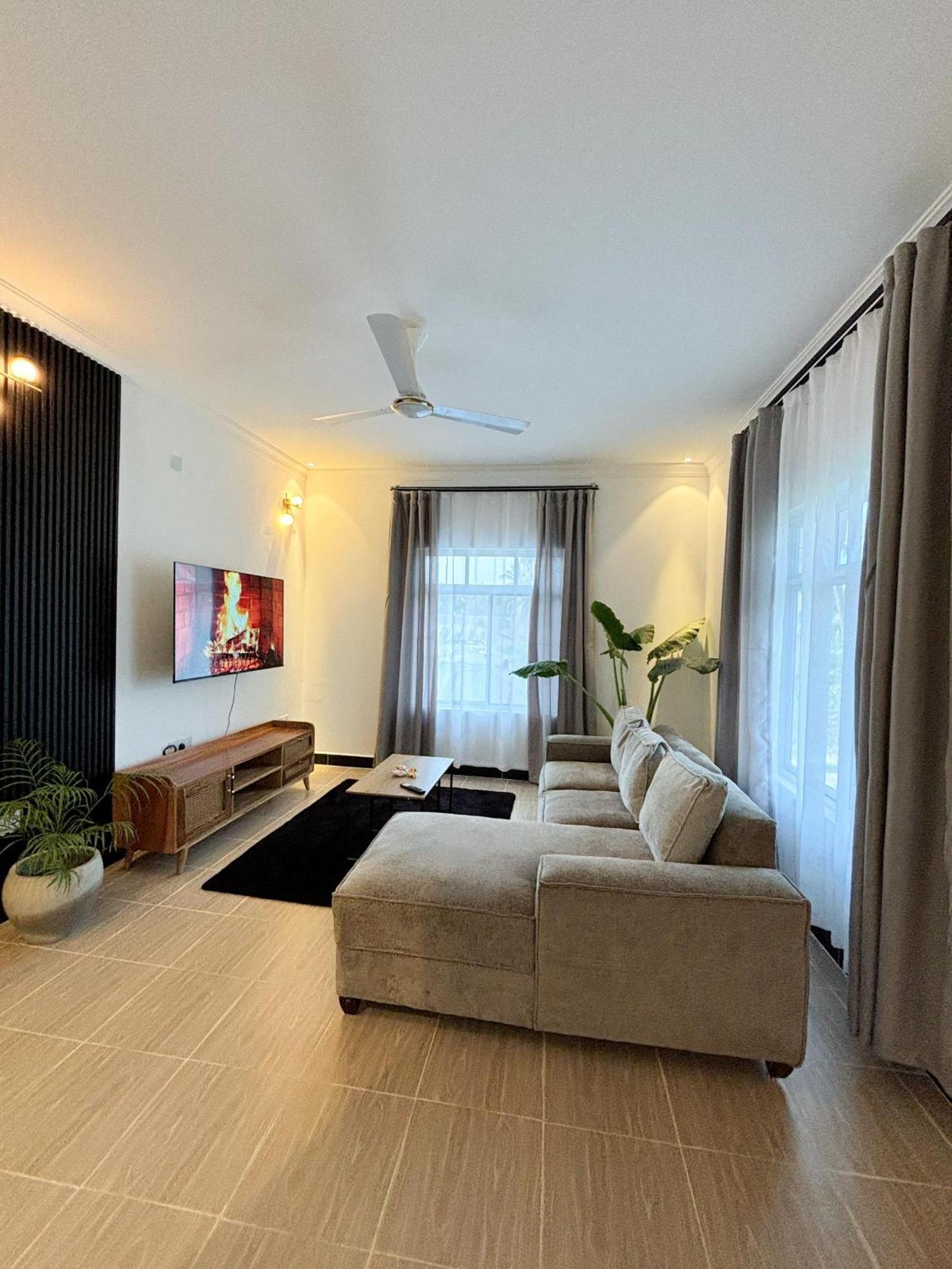 Bed & Breakfast Sumaku House